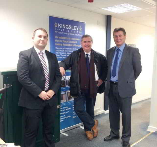 Geoffrey-Cox-at-Kingsley-Plastics-(2)-220313.jpg